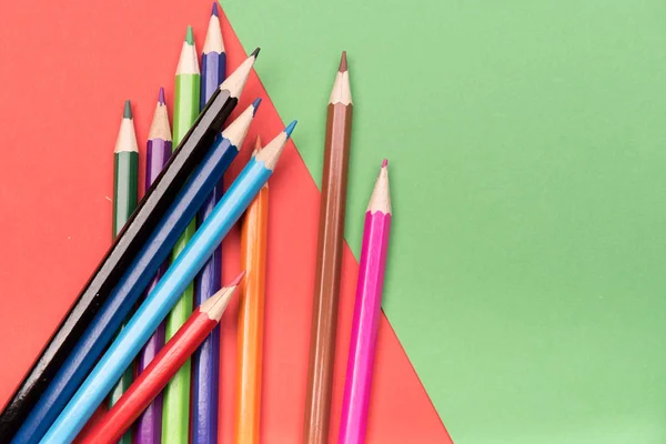 Geri okul arka plan için okul aksesuarları ile