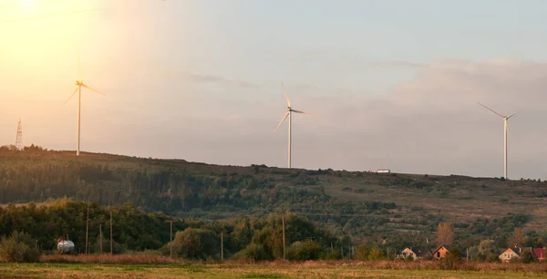 Ett vindkraftverk — Stockfoto