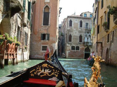 Venice, İtalya - 5 Eylül 2016: Gondol Venedik, İtalya'üzerinde