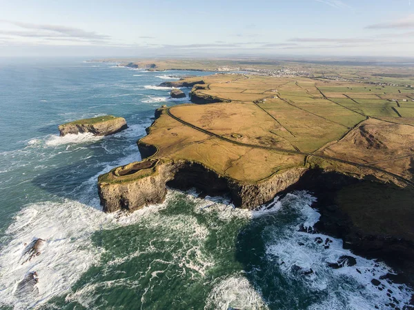 Aerial Loop Head Peninsula in West Clare, Ireland. Kilkee Beach — Stock Photo, Image