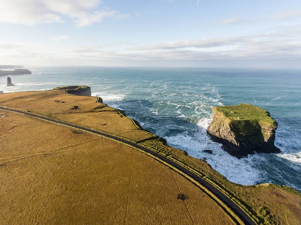 Aerial Loop Head Peninsula in West Clare, Ireland. Kilkee Beach — Stock Photo, Image