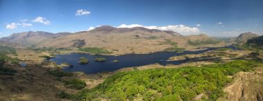 Kerry, County Kerry, Ireland halka üzerinde hava Panorama görünümünü Killarney Milli Parkı. Doğal İrlandalı kırsal manzara güzel doğal anteni. 