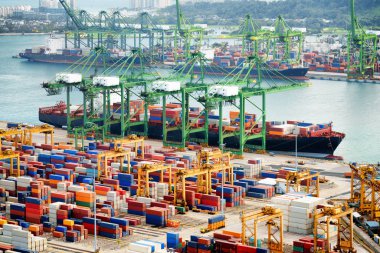 Bir konteyner terminali Singapur bağlantı noktası görünümünü