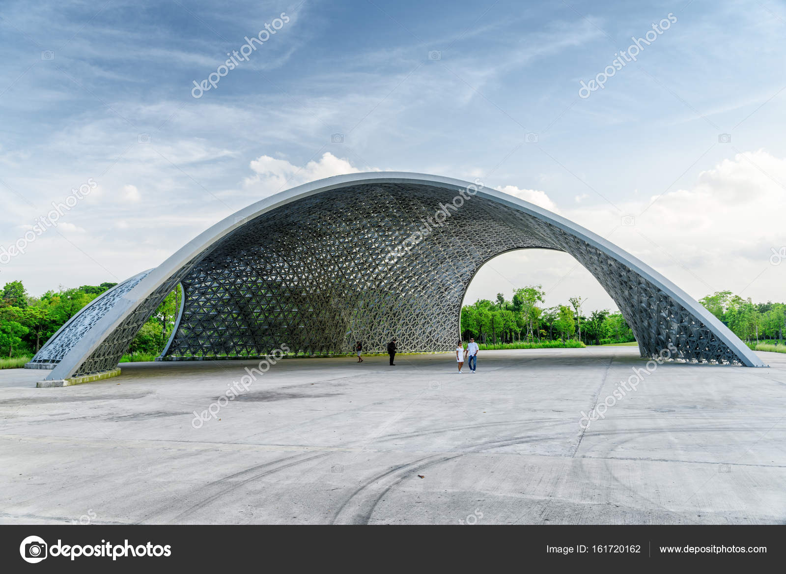 Giant Of Modern Photography At >> Amazing Modern Pergola Like Structure At Gardens By The Bay Stock Giant Of Modern Photography At >> Amazing Modern Pergola Like Structure At Gardens By The Bay Stock