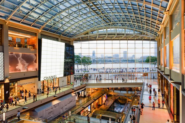 Chanel κατάστημα στο το Shoppes στο Marina Bay Sands, Σιγκαπούρη — Φωτογραφία Αρχείου