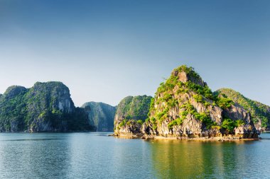 Ha uzun Bay güzel manzara. Güney Çin Denizi, Vietnam