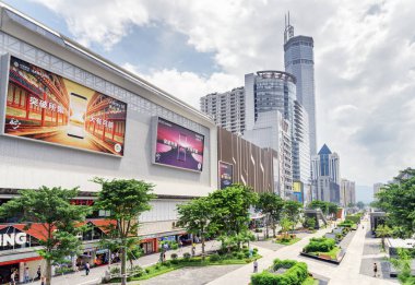 Elektronik mağazasında Huaqiang North Road, Shenzhen, Çin