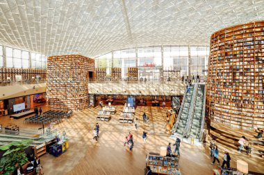 Şaşırtıcı Starfield kitaplığının görünümünü büyük kitap rafı, Seul ile