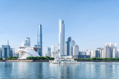 Guangzhou, Çin Pearl Nehri boyunca yelken turist tekne