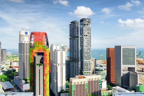 Vacker utsikt över skyskraporna i centrala. Singapore — Stockfoto
