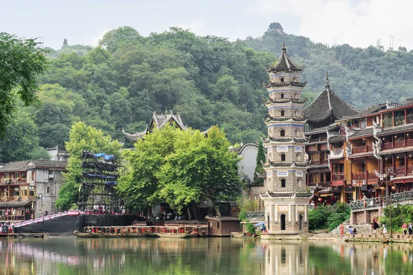 Scenic view of the Wanming Pagoda, Phoenix Ancient Town, China — Stock Photo, Image