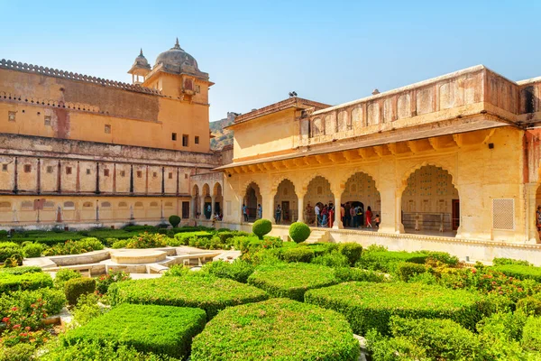 Καταπληκτική θέα του Sheesh Mahal στο Amer Fort — Φωτογραφία Αρχείου