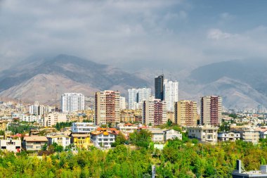 Tahran, İran 'ın güzel manzarası. Renkli konutlar