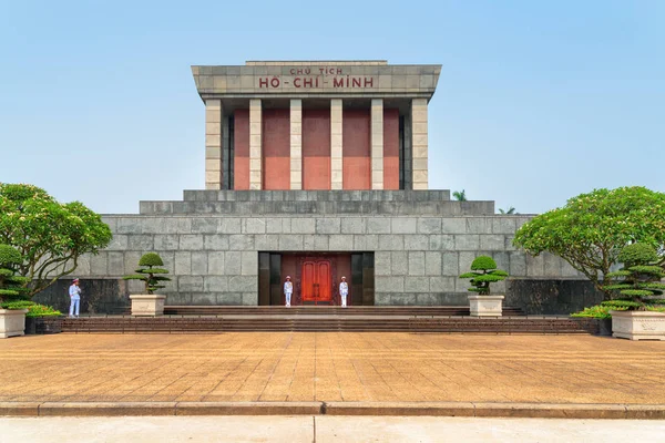 The Chairman Ho Chi Minh Mausoleum, Hanoi, Vietnam — Stock Photo, Image