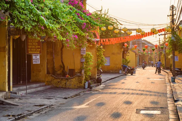 Hoi Hoian Vietnã Abril 2018 Bela Rua Aconchegante Decorada Com — Fotografia de Stock