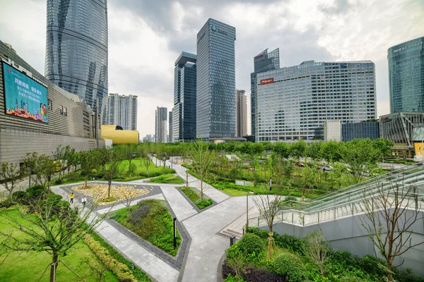 Shanghai China October 2015 Beautiful Green Garden Skyscrapers Other Office — Stock Photo, Image