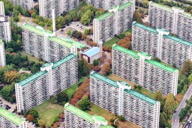 Güney Kore, Seul 'deki modern yerleşim yerlerinin alışılmadık hava manzarası. Seul Asya 'nın popüler bir turistik beldesidir..