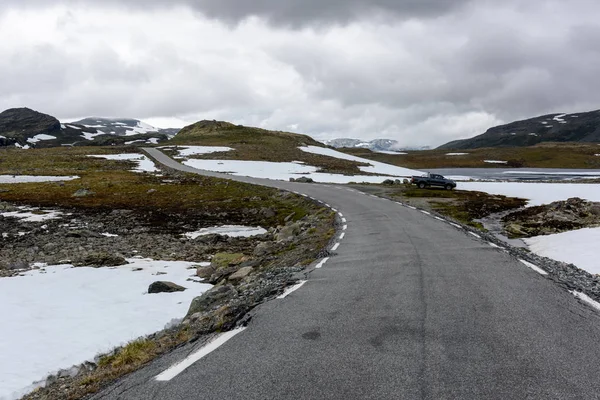 著名的 Aurlandsvegen 山路 — 图库照片