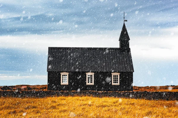 부디 르의 검은 교회 — 스톡 사진