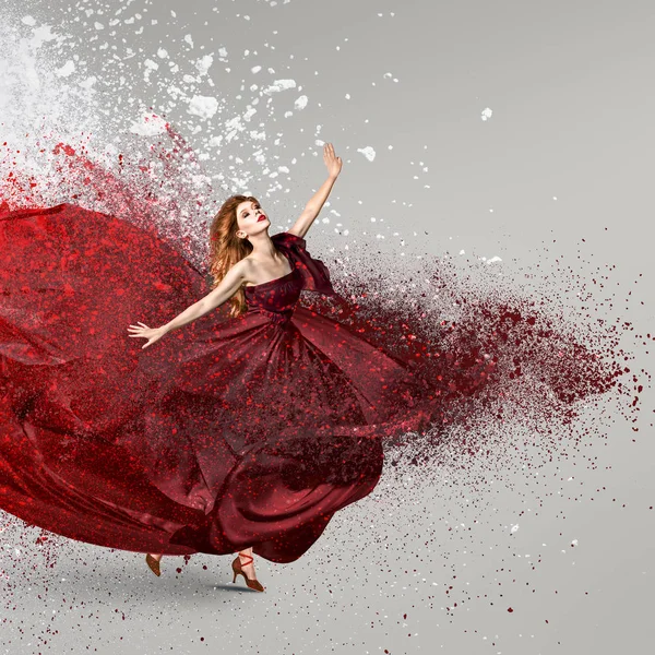 Mujer bailando con nube de polvo — Foto de Stock