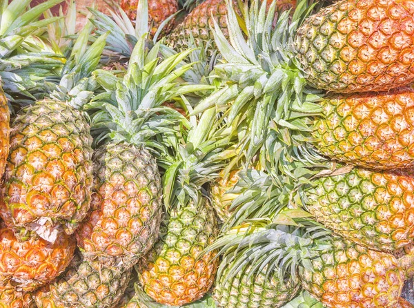 Pineapples background — Stock Photo, Image