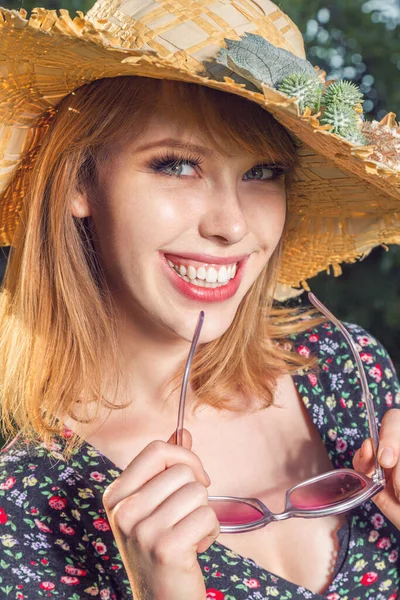 Portraits Beautiful Red Haired Girl Cute Face Woman Have Wonderful — Stock Photo, Image