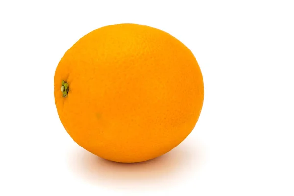 Orange på vit — Stockfoto