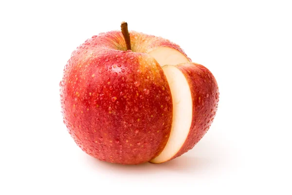 Pomme rouge humide sur un blanc — Photo