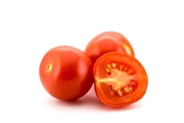 Tomates maduros aislados — Foto de Stock