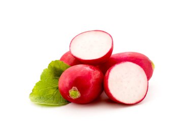 Beyaz arkaplanda turplar