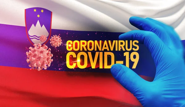 Coronavirus COVID-19 concepto de brote, virus amenazante para la salud, antecedentes ondeando bandera nacional de Eslovenia. Detención pandémica Nuevo brote de Coronavirus covid-19 Ilustración 3D . —  Fotos de Stock
