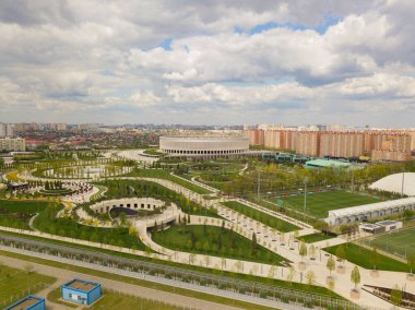Krasnodar, Rusya - Nisan 2020: Krasnodar şehir manzarası ve FC Krasnodar stadyumu