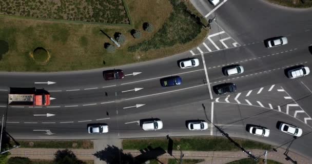 Collecte des transports aériens - vue sur les rues urbaines et les embouteillages urbains — Video