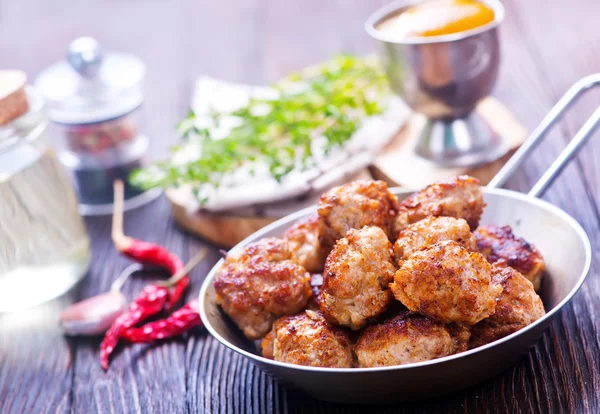 Bakso daging dengan saus — Stok Foto