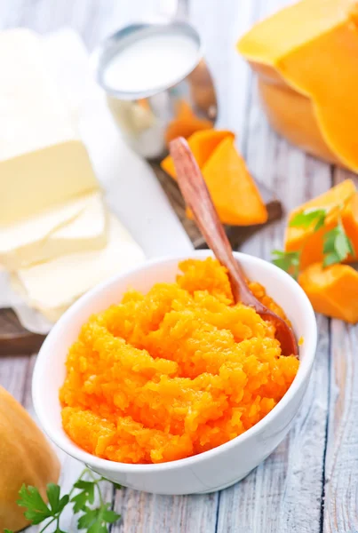 Pumpkin porridge in bowl — Stock Photo, Image