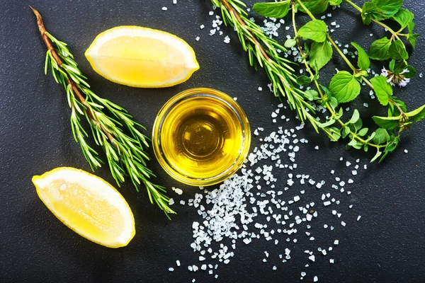 Resh limón con aceite — Foto de Stock