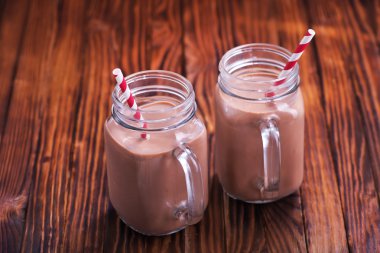 kakao içecek gözlük