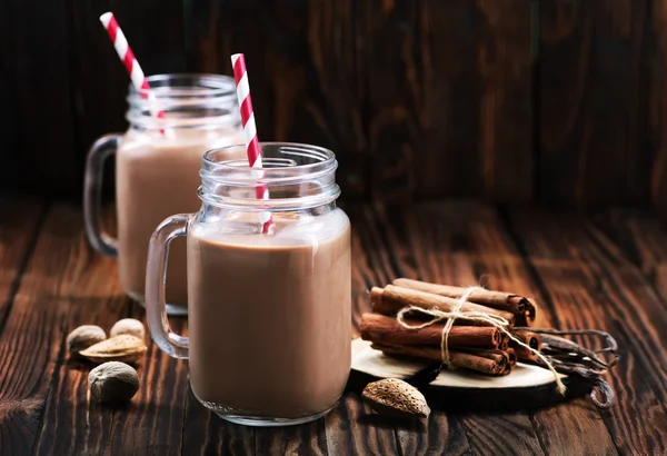 Cocoa drink in glasses — Stock Photo, Image