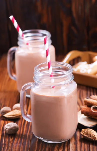 Cocoa drink in glasses — Stock Photo, Image