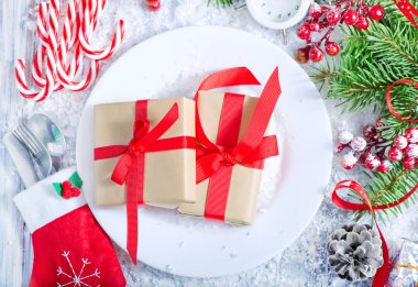 Noel süslemeleri için hediye kutuları