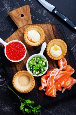 tartlets deniz ürünleri ve maydanoz ile