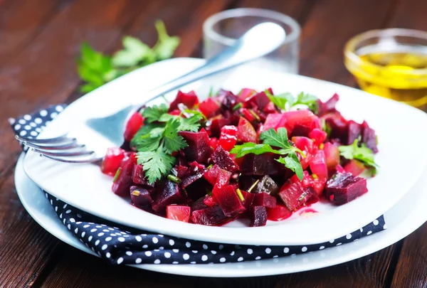 Beet salad on plate — Stock Photo, Image