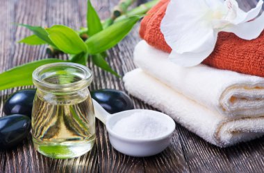 bir tablo nesnelerde Spa