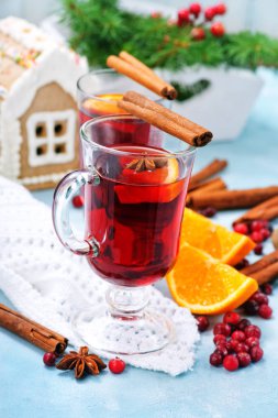 Noel içki aroma baharatlar ile