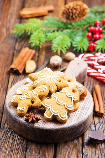 Weihnachtsplätzchen mit Aroma-Gewürzen — Stockfoto