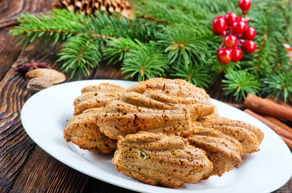 Weihnachtsplätzchen mit Aroma-Gewürzen — Stockfoto