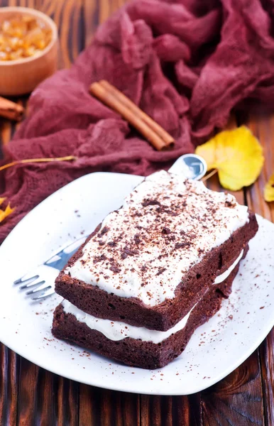 Bolacha de chocolate no prato — Fotografia de Stock