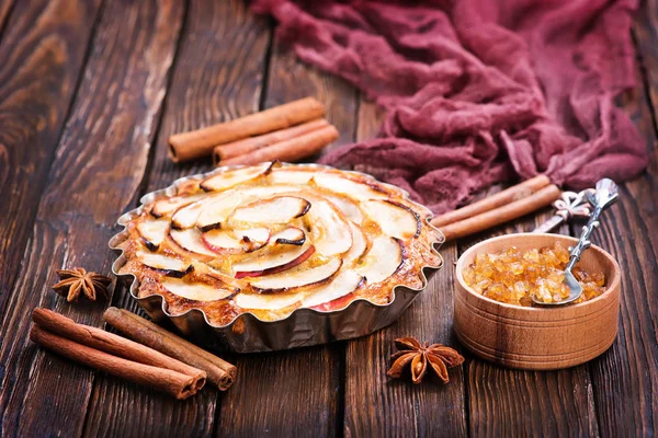 Tarte aux pommes à la cannelle — Photo