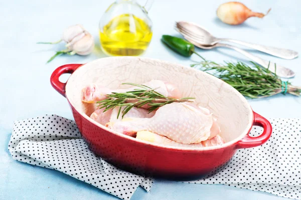 Raw chicken legs — Stock Photo, Image