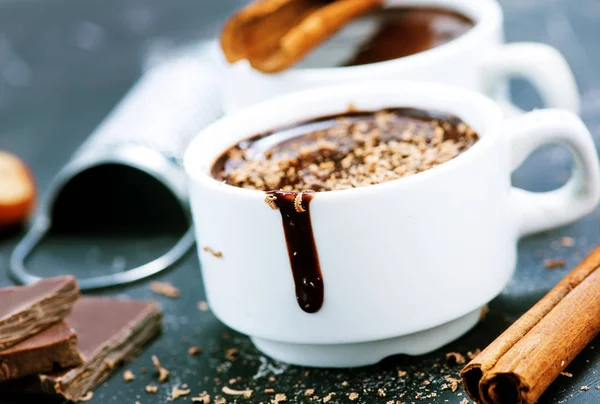 Hot chocolate in cups — Stock Photo, Image